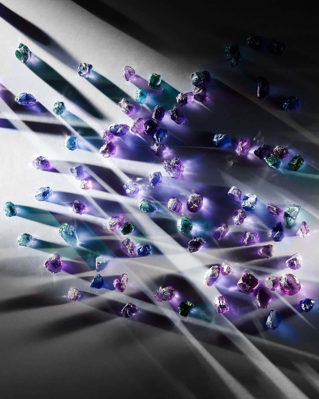 デビッドヤーマンのインスタグラム：「A radiant start to fall. Celebrate the first day of autumn with blue topaz and amethyst, believed to bring love, balance and clarity to the wearer. #DavidYurman」