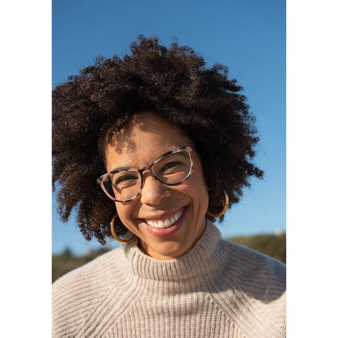 Reformationさんのインスタグラム写真 - (ReformationInstagram)「Getting stuff done: Election edition. Meet some of the people we’ve talked to, starting with Dr. Ayana Elizabeth Johnson, a marine biologist, policy expert, co-editor of the anthology All We Can Save, and founder of the non-profit think tank Urban Ocean Lab. “It’s important that we also #VoteClimate at the local level, because it’s our local officials who decide on public transit and building efficiency codes and composting programs, all of which are super important climate solutions.” Link up to learn more about Ayana.」9月23日 8時07分 - reformation