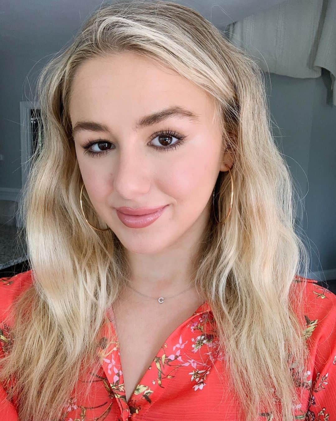 クロエ・ルーカジアックさんのインスタグラム写真 - (クロエ・ルーカジアックInstagram)「“Everyone doesn’t need access to you” ✨」9月23日 8時26分 - chloelukasiak