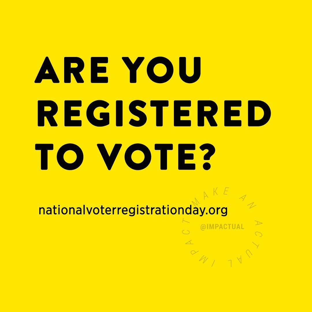 ジョーイ・キングさんのインスタグラム写真 - (ジョーイ・キングInstagram)「WOOHOO ITS NATIONAL VOTER REGISTRATION DAY!!!!!!!! Are you registered? Get registered in under 2 min at the link in my bio #NationalVoterRegistrationDay」9月23日 8時34分 - joeyking