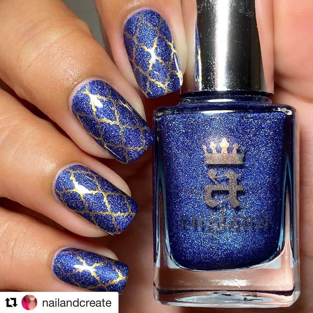 Nail Designsさんのインスタグラム写真 - (Nail DesignsInstagram)「Credit: @nailandcreate  ・・・ Classic combo, blue and gold 💙 . A-England {Katherine Parr} UberChic Beauty stamping plate ’Moroccan Beauty’ . #aengland #katherineparr #beautifulblue #uberchicbeauty #moroccanbeauty #nailista #nailinspo #nailsofinstagram #nailstagram #nailporn #nailsdid #naillove #nailaddict #nacaengland #nacuberchic #blueandgold #instanails #nailspafeature #nailpromote #nailsoftheday #nailsonfleek」9月23日 9時23分 - nailartfeature