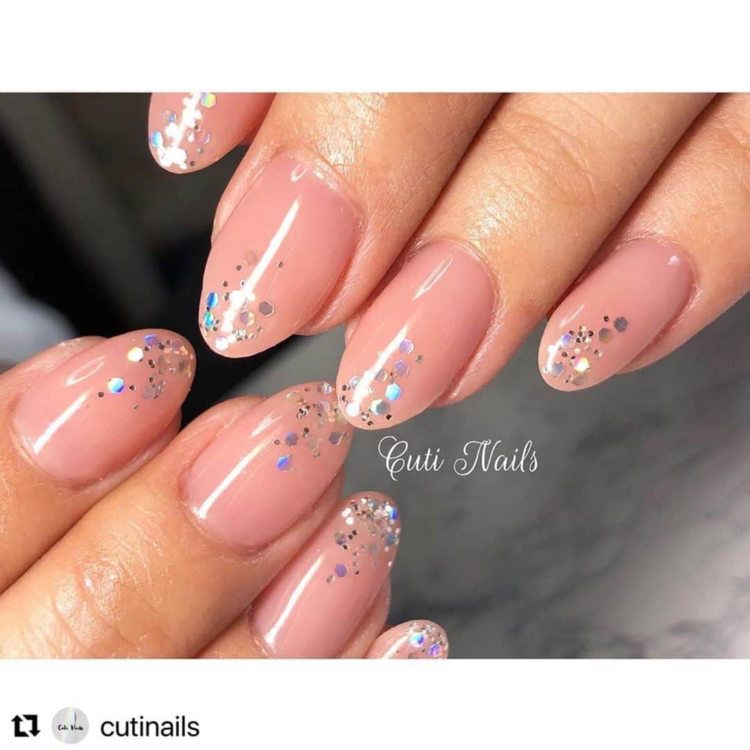 initygel_officialのインスタグラム