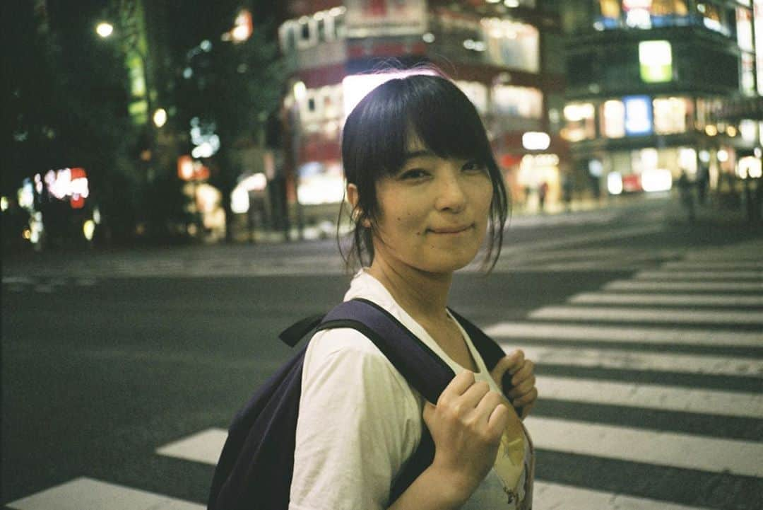 しじみさんのインスタグラム写真 - (しじみInstagram)「#film #ポートレート #被写体希望 #東京 #portrait #カメラ #photography #カメラマン募集 #モデル募集 #camera」9月23日 11時10分 - amcche