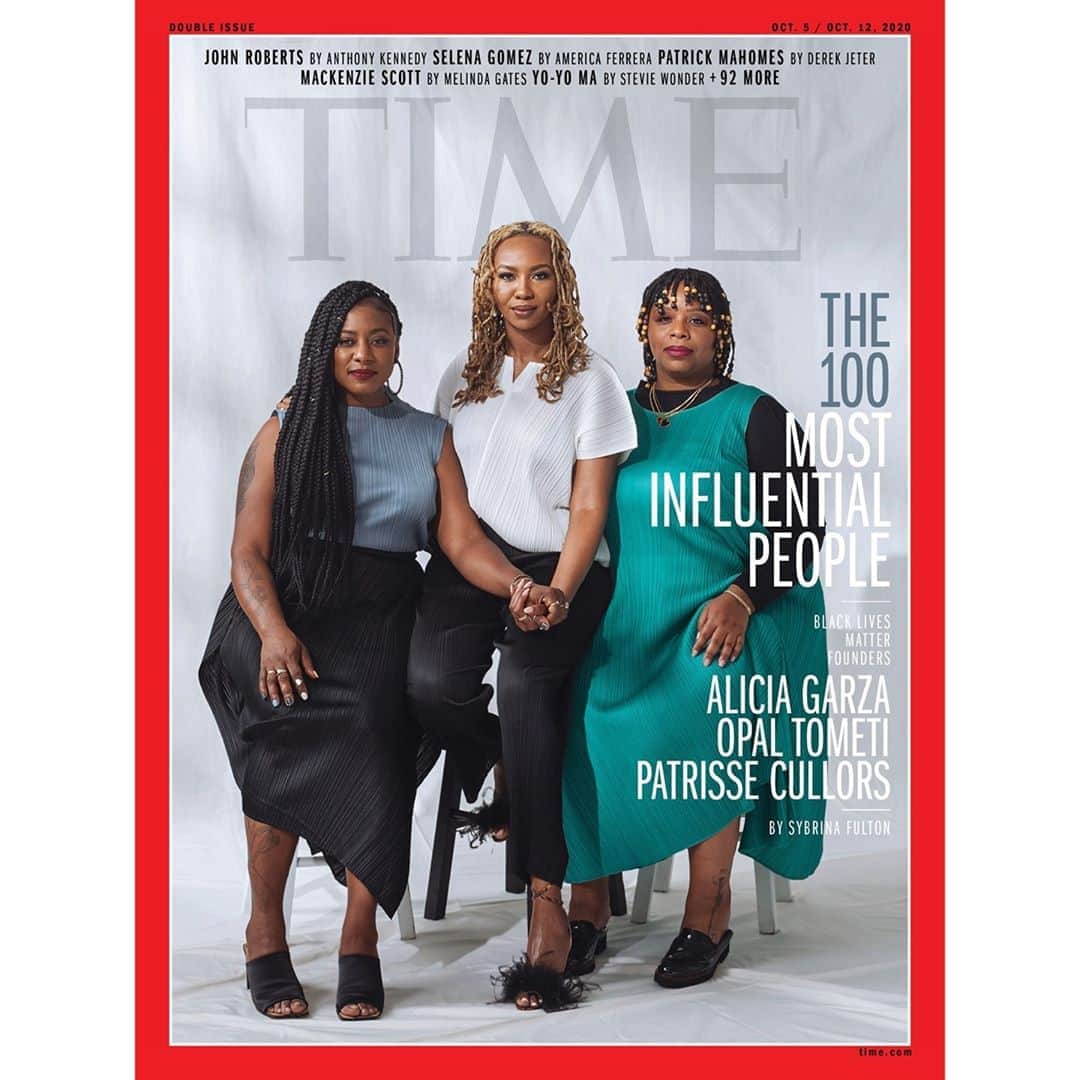TIME Magazineさんのインスタグラム写真 - (TIME MagazineInstagram)「#BlackLivesMatter founders @osopepatrisse, @chasinggarza and @opalayo are among the 100 Most Influential People of 2020. "There are only three of them, but they are everywhere," writes @sybrinafulton, mother of Trayvon Martin and founder of @thetrayvonmartinfoundation. "They are getting people to think: What if you had a 17-year-old son in a hoodie, and no weapon, just a candy and a drink, and now he's dead on the ground?” Read more, and see the full 2020 #TIME100 list, at the link in bio. Photograph by @kaylareefer for TIME」9月23日 11時35分 - time