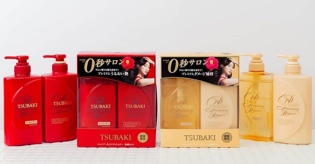 TSUBAKI（資生堂）のインスタグラム：「・ <ヘアケア体感セットが数量限定発売中> 髪のパサつきが気になる…💦それは冷房による乾燥や紫外線ダメージが原因かもしれません。 季節の変わり目に、夏の蓄積ダメージをケアしませんか❓ ・ TSUBAKIは、仕上がりに合わせて2ラインから選べます🎶 ✔︎プレミアムモイスト パサついた髪もうるおって艶めく髪へ ・ ✔︎プレミアムリペア 特に傷んだダメージ毛もふんわり艶めく髪へ ・ #TSUBAKI #資生堂 #待ち時間0秒サロン」