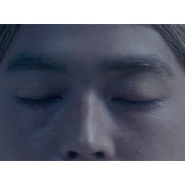 羊文学のインスタグラム：「羊文学「砂漠のきみへ」Official Music Video   youtu.be/S8YpTwOqt84  監督: 枝優花さん @edmm32   出演: 倉悠貴さん @kura__yuki   #hitsujibungaku #羊文学」