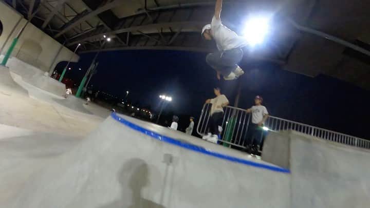 安床武士のインスタグラム：「Good line @aoi_iwama0903 !! Shot by #gopromax . @goprojp  この身軽さが葵のスタイルになってきてる👍 ここから更にレベルアップしていくのが楽しみ！ @senaramp  @usdskates  #rollerblading #inlineskate #aggressiveinline #usdskates #usdaeon #インラインスケート #ローラーブレード」