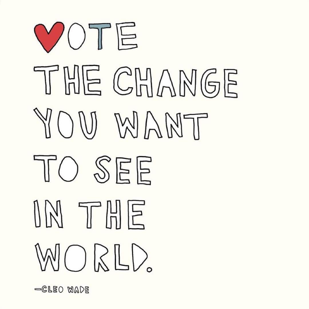 レイチェル・ゾーのインスタグラム：「Please take a few minutes and check your voter registration or register to vote! Vote for everything that matters to you and for the future of the next generation. Your vote is your strongest voice so please use it❣️  Head to vote.org now XoRZ   Repost from @cleowade  vote with your heart.  vote for your life. And the lives of your neighbors. #nationalvoterregistrationday」