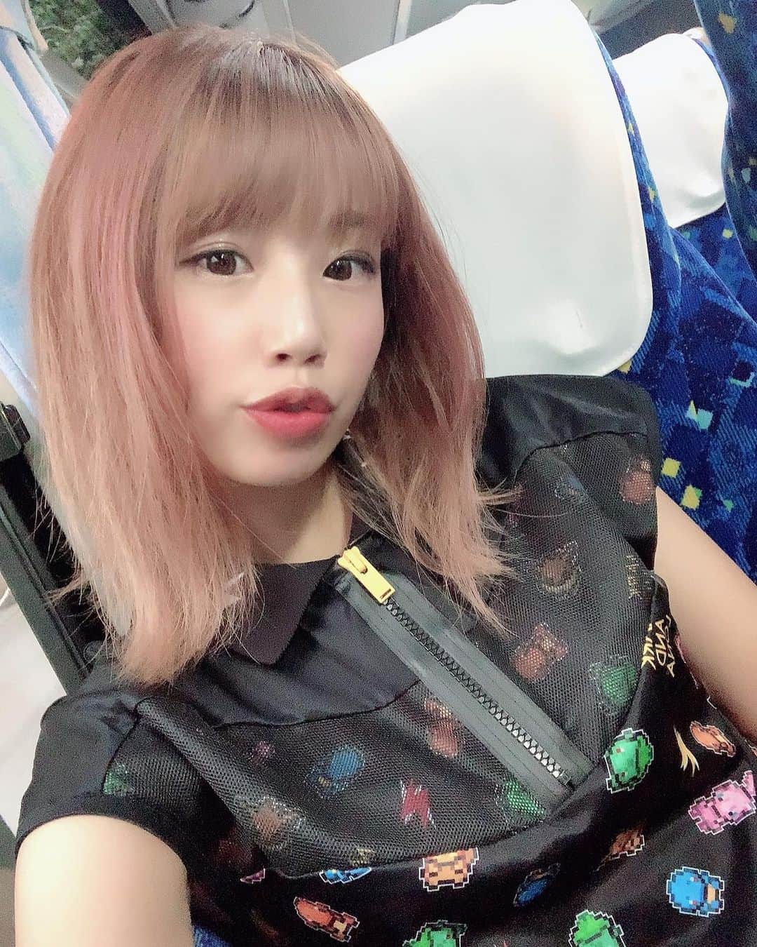 のインスタグラム：「バーディーズカップありがとうございました⛳️ こだまのグレープフルーツジュース🍹大好きだから開催できて本当に嬉しい💗💗  iomicさんからmimiccap頂いてmimic軍団仲間入り出来ました🥰（5枚目）  次戦は10月13日（火）です🏌️‍♀️ 100ギリできたはるまと回る方はだれかなー？☺️ バーディーズカップで100ギリはまだしたことないので がんばります😂  #ゴルフ #ゴルフ女子 #ゴルフスイング #ゴルフ練習 #ゴルフスイング動画 #golf #golfswing #iomic #mimic #gtバーディーズ #golftoday」