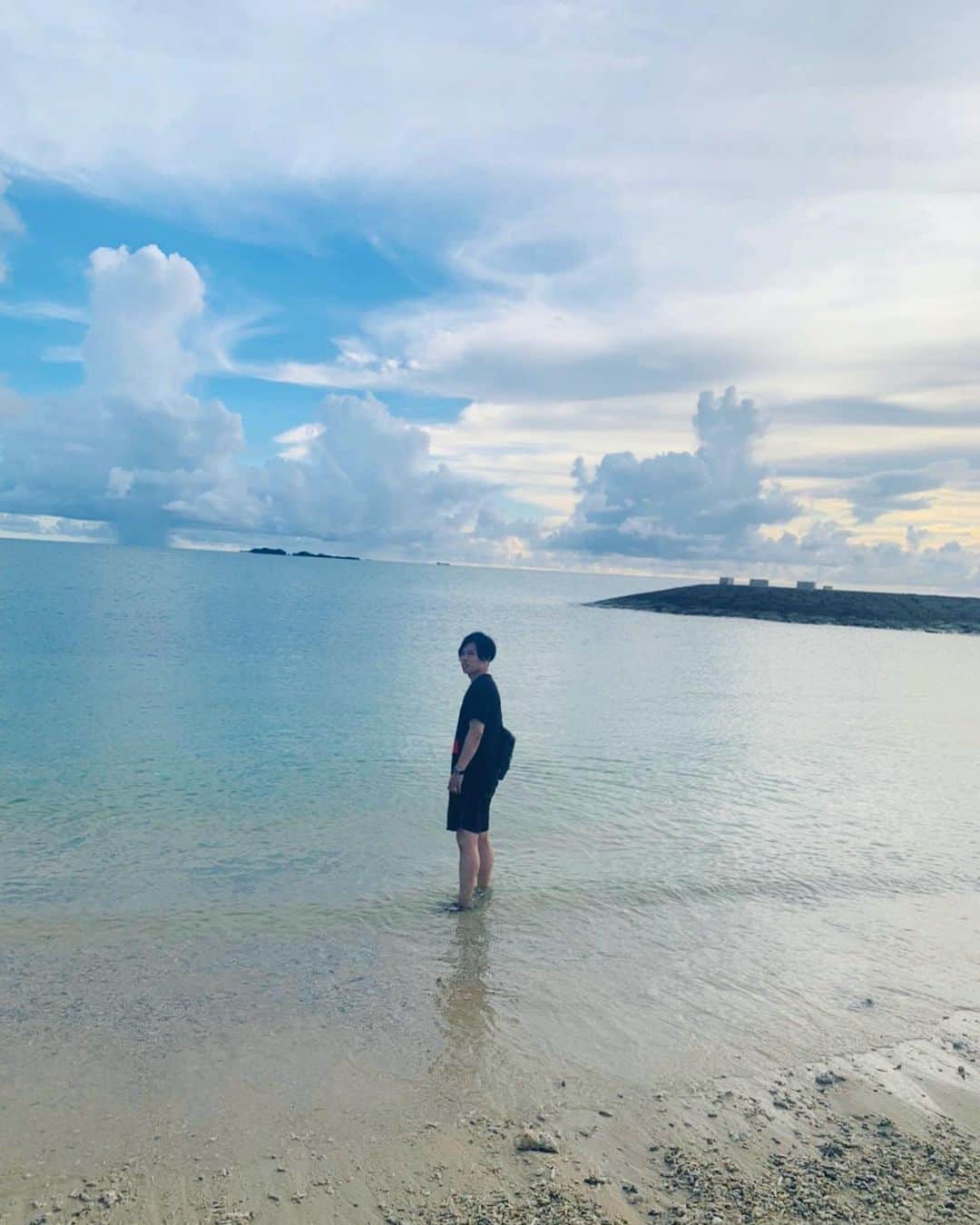 YASTIN さんのインスタグラム写真 - (YASTIN Instagram)「人生初沖縄🏖 天気良くない日もあったけど、それでもやはり海メチャクチャ綺麗でした♪ ・ ・ ・ #沖縄旅行 #沖縄 #okinawa #okinawajapan #美らsunビーチ #beachresort #リゾート #🏖」9月23日 13時30分 - yastin0109