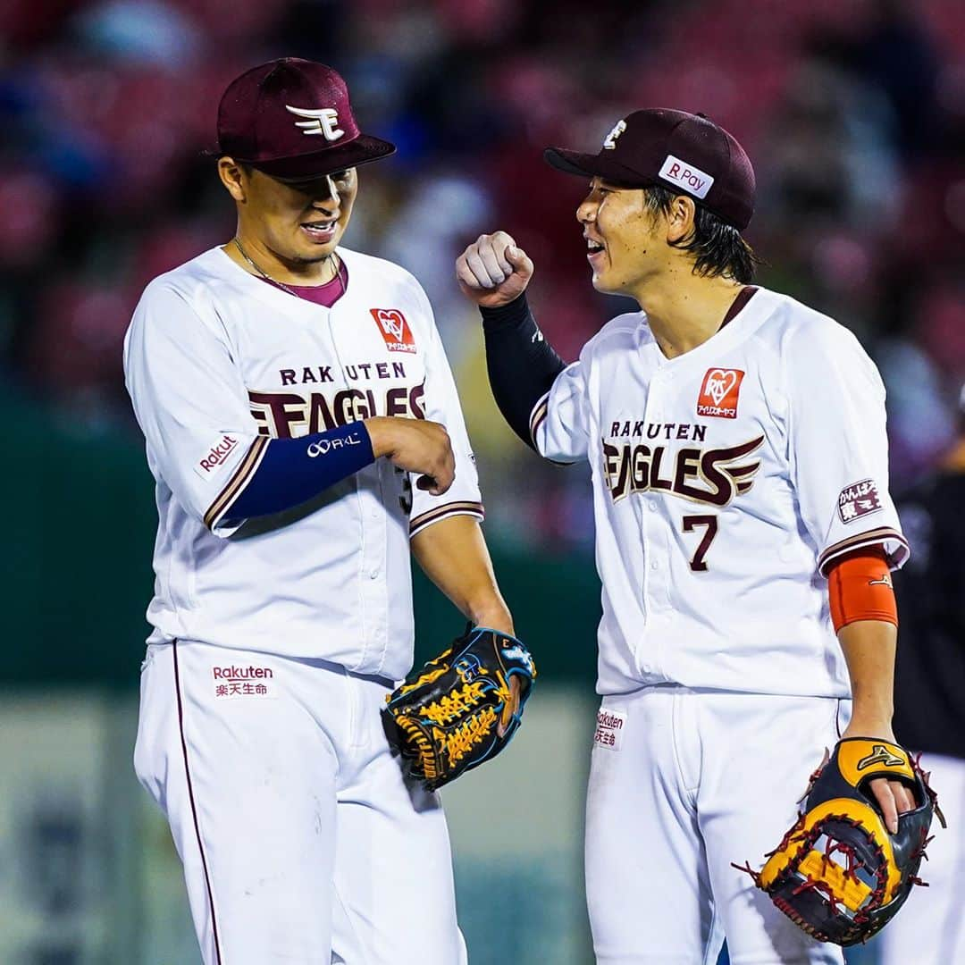 東北楽天ゴールデンイーグルスさんのインスタグラム写真 - (東北楽天ゴールデンイーグルスInstagram)「⚾️ ⚾️E 5-3 M⚾️ 投打が噛み合ってイーグルス4連勝‼️‼️‼️‼️ 先発の涌井選手が5回までパーフェクトピッチング、 7回4安打3失点7奪三振でハーラートップの9勝目👑✨ 決勝打は同点の7回に今日も浅村選手が28号2ラン‼️‼️ 小深田選手は2回のチャンスで先制タイムリー☝🏼 田中選手は2点タイムリーとスーパーキャッチ✨✨✨ 牧田選手は今日も無失点で37試合で防御率1.25👍🏼 最後はブセニッツ選手が締めて14セーブ目💪🏼 #rakuteneagles #NOWorNEVERいまこそ #日本一の東北へ #涌井秀章 #浅村栄斗 #鈴木大地 #田中和基  #小深田大翔  #写真もイープレで」9月23日 22時54分 - rakuten_eagles