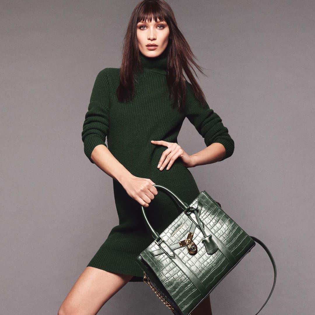 マイケルコースさんのインスタグラム写真 - (マイケルコースInstagram)「Back and better than ever: introducing the Nouveau Hamilton. #MichaelKors」9月23日 23時16分 - michaelkors