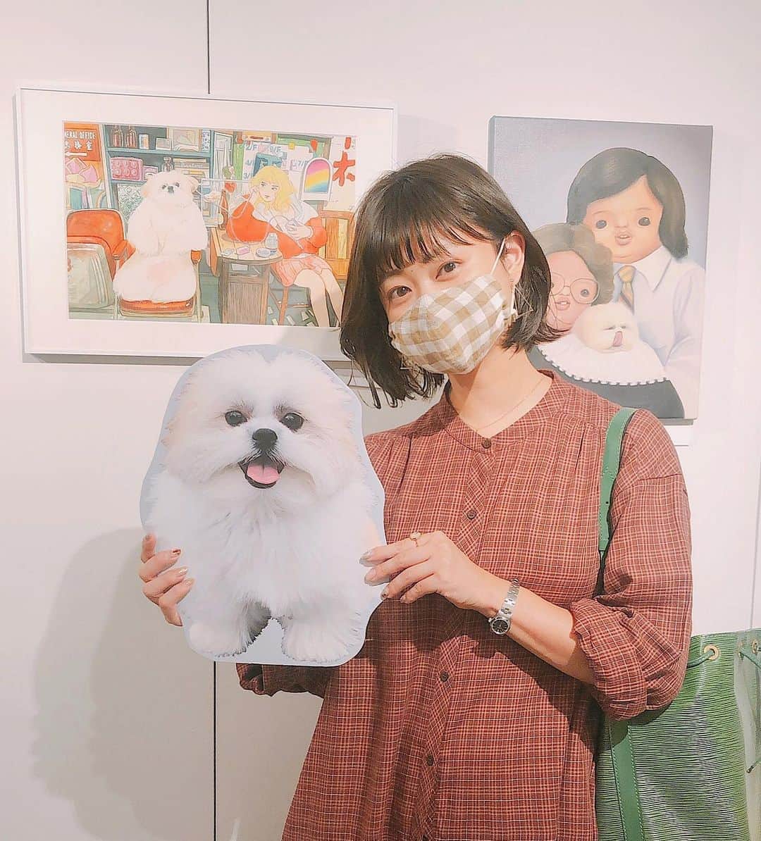 渡辺梨夏子さんのインスタグラム写真 - (渡辺梨夏子Instagram)「癒し空間 すぎました🐶✨ 今週末までのようです〜！ うごくモコゾウが可愛すぎる缶バッチも手にいれた〜！！  #モコゾウ #モコゾウアート展」9月23日 23時36分 - riiiico462