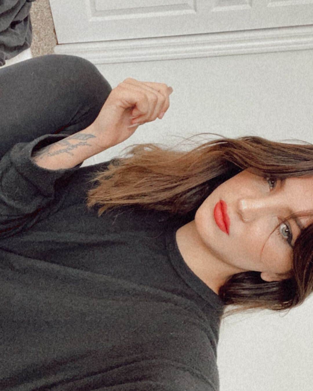 Julia Michaelsのインスタグラム：「You’ll understand soon 🥰」
