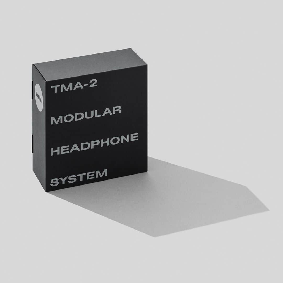のインスタグラム：「New Packaging - Reducing our CO2 footprint! Since the launch of our TMA-1 headphones in 2010, we have been committed to doing things better. Through sustainable design, modular functionality and recycled materials we extend the longevity of every product, creating less waste for the planet - Designed to last.  After analyzing our overall CO2 footprint, we realized that our packaging was a major contributor due to the materials being used. We therefore started a process at the end of 2019, to find much better solutions.  The result was launched during Summer 2020, with our new packaging made completely from recycled materials, which has reduced the carbon footprint by more than 60% alone. Furthermore, we found solutions to minimize the size and weight of the packaging and in total we can proudly say we have reduced our packaging CO2 footprint by 80%.  And because our packaging was such a large part of our complete footprint the reduction ads up to more than 20% for the total product and packaging footprint.  #designedtolast #sustainability」