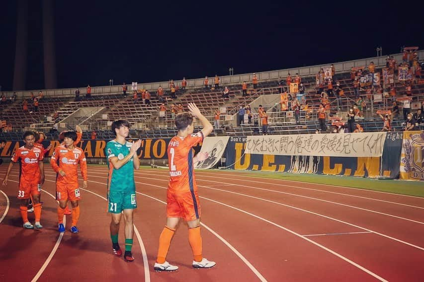 愛媛FCさんのインスタグラム写真 - (愛媛FCInstagram)「Today's match result🍊 愛媛 0-0 新潟 DRAW👊😞  次節は、すぐ！ 🗓9/26（土）19：00 🏟#ニンジニアスタジアム 🆚#ツエーゲン金沢  One today is worth two tomorrow.  引き継ぎご声援を宜しくお願い致します🍊  #dazn  #Jリーグ #明治安田生命j2リーグ  #ehimefc  #愛媛fc」9月24日 0時03分 - ehimefc12