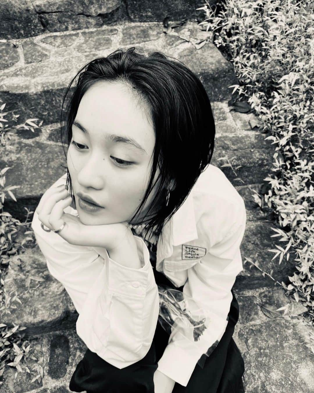 佐々木莉佳子さんのインスタグラム写真 - (佐々木莉佳子Instagram)「﻿ ﻿ ⚫️⚪️⚫️⚪️﻿ ﻿ #helloproject#アンジュルム#佐々木莉佳子﻿ #Autumn#モノクロ#まお撮#2020」9月23日 23時55分 - rikako_sasaki.official