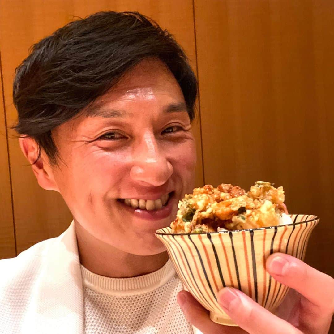 戸賀敬城さんのインスタグラム写真 - (戸賀敬城Instagram)「「水簾」で天ぷらからの、 ザ・キャピトルホテル東急にstayしておりました。 この夏、どこも行けなかったからね。 歩いてもいける、一番行きたかったホテル。 いい連休最終日になりました。  https://ameblo.jp/togablo/entry-12626881898.html  #ザ・キャピトルホテル東急 #キャピトルホテル東急  #水簾  #天ぷら #thecapitolhoteltokyu  #capitolhotel  #capitolhoteltokyu  #tempura  #togacci  #hirokunitoga  #戸賀敬城  #トガッチ  #メタバリアプレミアムex」9月23日 15時26分 - togacci53