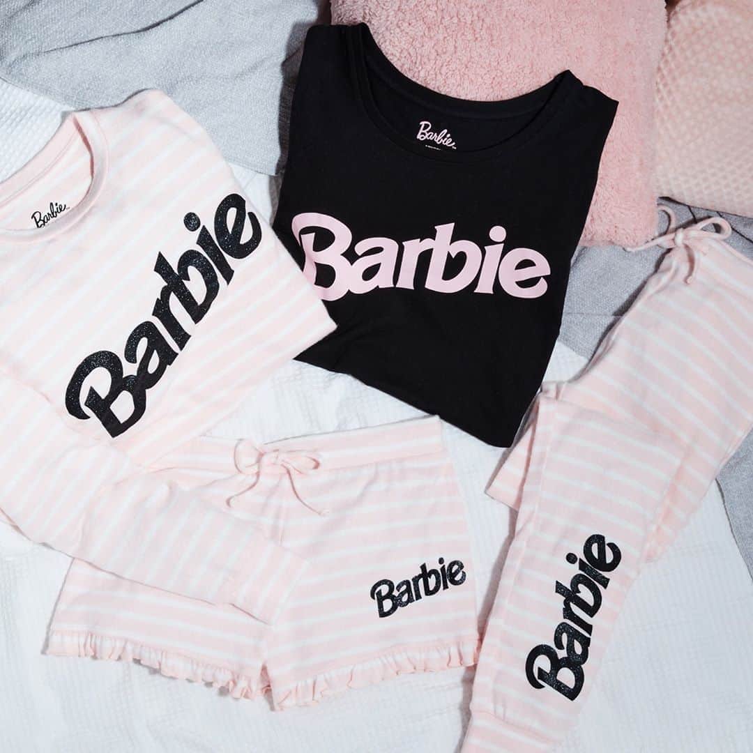プリマークさんのインスタグラム写真 - (プリマークInstagram)「A pretty iconic nightwear collection has landed 💕Prices from £7/€8/$9 #Primark #Barbie #PJs」9月23日 16時00分 - primark