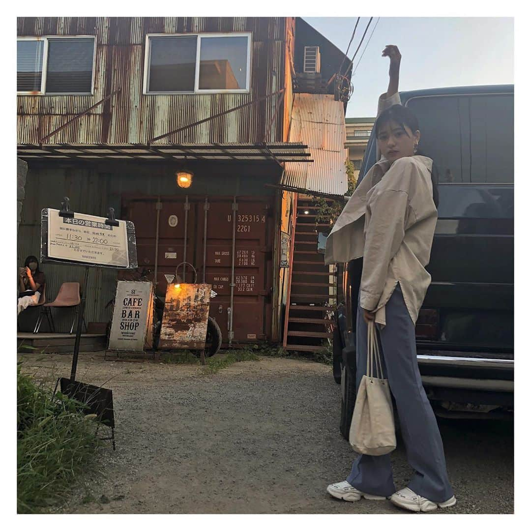 凛美さんのインスタグラム写真 - (凛美Instagram)「🤍🖤🤍﻿ ﻿ ﻿ 🥯 #rimicafeさんぽ 🥯﻿ ﻿ ドラマ「親バカ青春白書」で使用されたカフェに行ってきました~⸜❤︎⸝‍﻿ 写真ではあまり分からないかも💦﻿ ﻿ 初めての聖地巡礼して楽しかった!﻿ とってもオシャレな店内で✨﻿ ﻿ ﻿ ﻿ ﻿ ﻿ ﻿ お洋服タグ付けしてますっ﻿ #おしゃカフェ#カフェ巡り#カフェ  🥯 #rimicafeさんぽ 🥯#親バカ青春白書#オヤハル#ガタローさくら青春白書#小比賀多恵#小比賀太郎#ガタロー幸子純情白書#ガタロー#小比賀幸子#幸子ママ#小比賀さくら#畠山くん#寛子#美咲#ねごろ﻿ #ムロツヨシ さん#永野芽郁 さん#今田美桜 さん#中川大志 さん#戸塚鈍貴 さん#小野花梨 さん#新垣結衣 さん#福田雄一 監督」9月23日 16時07分 - rimi_kenon_official