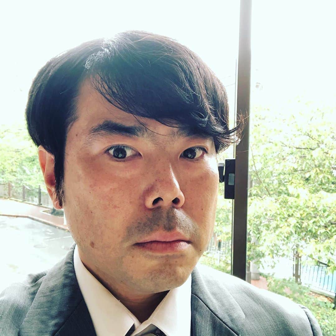山口森広さんのインスタグラム写真 - (山口森広Instagram)「誕生日コメント、とても嬉しいです。 ありがとうございます。 今日は撮影でした。 誕生日に撮影があるなんて、最高のプレゼントですね🎁 ワタシ、ボコボコにされて来ましたw 感謝します。 39ちゃい。サンキューの歳🌸 感謝する気持ちを忘れずに、精進してまいります。 これからも、よろしくお願い致します！！ 山口森広」9月23日 16時35分 - shigehiroyamaguchi