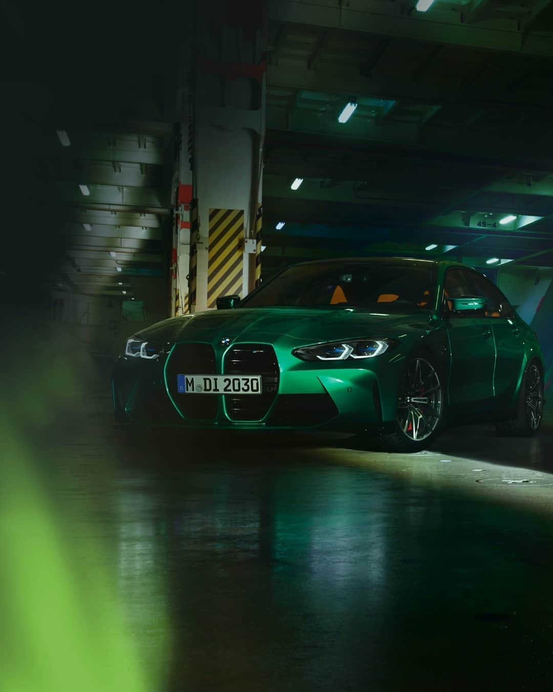 BMWのインスタグラム：「Thrilled to show off the power inside, in the most expressive way possible. Welcoming the all-new BMW M3 Sedan.  #TheM3 #BMW #M3 #BMWM @bmwm  __ BMW M3 Sedan: Fuel consumption in l/100 km (combined): 10.8. CO2 emissions in g/km (combined): 248.* Further information: www.bmw.com/disclaimer.  	 Acceleration (0-100 km/h): 4.2 s. Power: 353 kW, 480 hp, 550 Nm. Top speed (limited): 250 km/h (with optional M Drivers Package: 290 km/h).  	 * All performance, fuel consumption and emissions figures are provisional.」