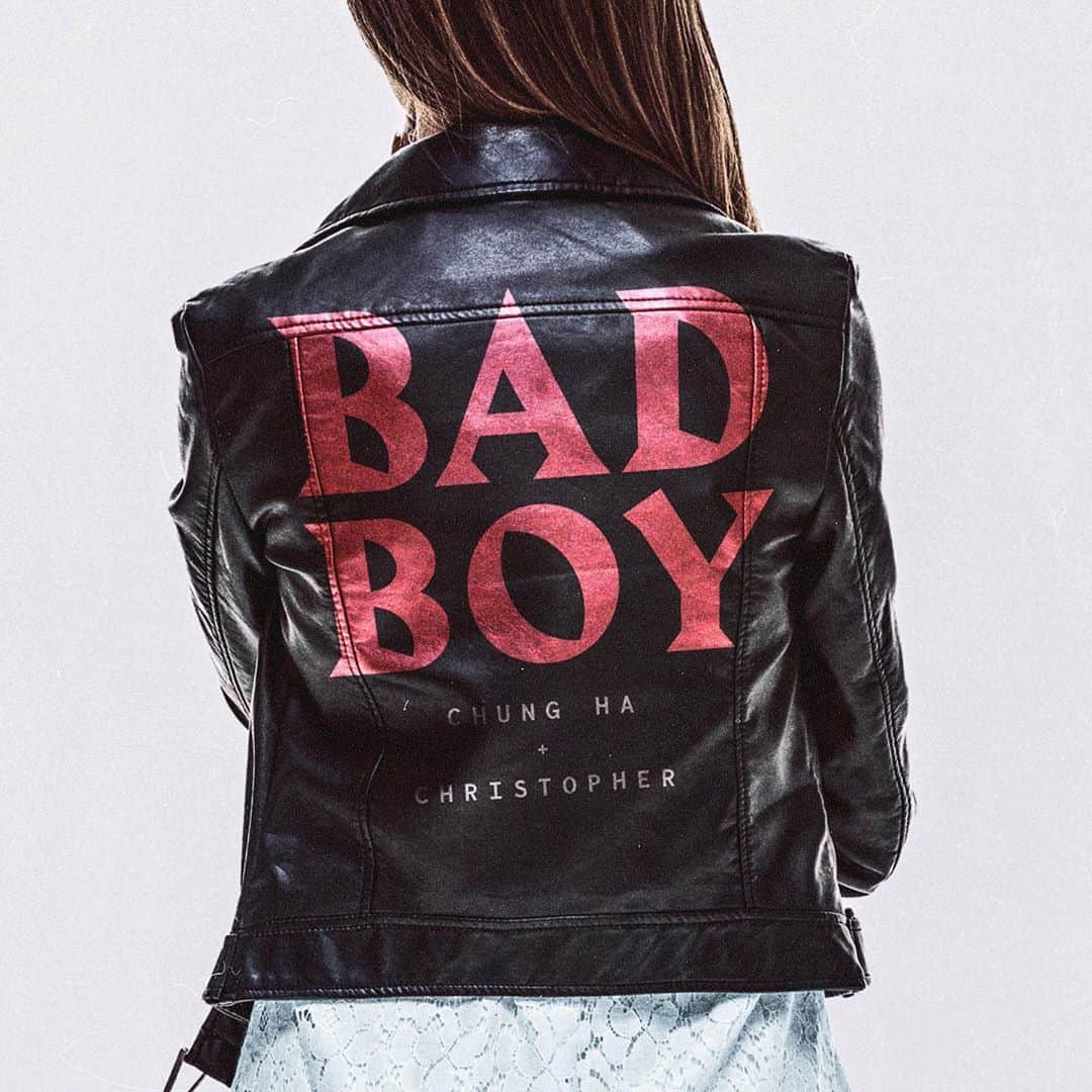 チョンハさんのインスタグラム写真 - (チョンハInstagram)「🎧 CHUNG HA x Christopher ‘Bad Boy’ ⠀⠀⠀⠀⠀⠀⠀⠀⠀⠀⠀⠀⠀⠀⠀⠀⠀⠀⠀⠀⠀⠀⠀⠀⠀⠀⠀⠀⠀⠀⠀⠀ 🍈 https://bit.ly/3664S0p 🧞‍♂️ https://bit.ly/3kHla3C 🔵 https://bit.ly/3mMeyD6  ▶️ https://bit.ly/303q17k ⠀⠀⠀⠀⠀⠀⠀⠀⠀⠀⠀⠀⠀⠀⠀⠀⠀⠀⠀⠀⠀⠀⠀⠀⠀⠀⠀⠀⠀⠀⠀⠀ #청하 #CHUNGHA #크리스토퍼 #Christopher @christophermusiccom」9月23日 18時00分 - chungha_official