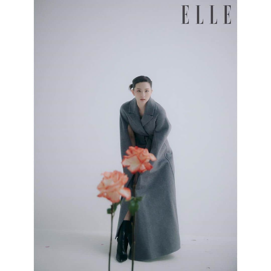 スルギさんのインスタグラム写真 - (スルギInstagram)「@ellekorea @ferragamo  엘르 10월호」9月23日 18時14分 - hi_sseulgi