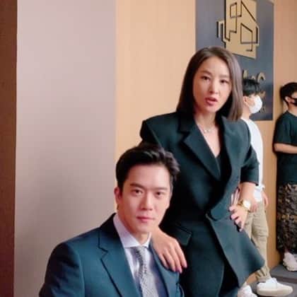 パク・ジヨンのインスタグラム：「오늘은 내가예 하는날 💃」