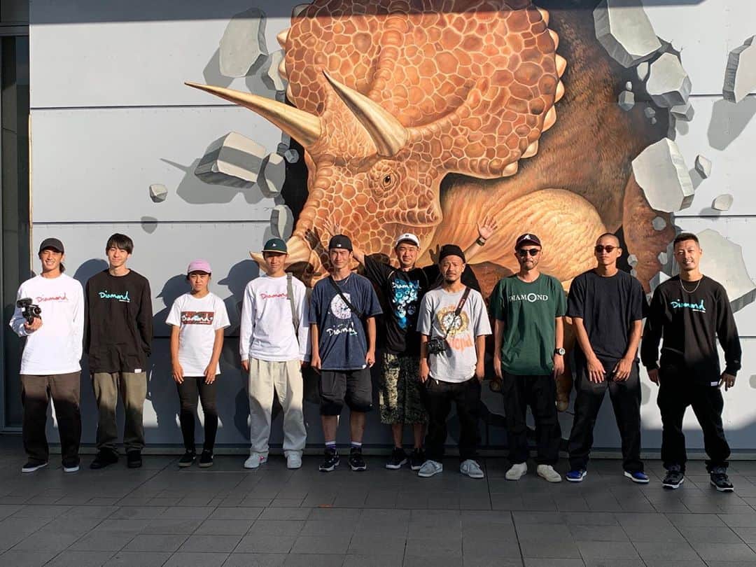 のインスタグラム：「Diamond tour💎 参加させて頂きありがとうございました。 良い経験ができました。 @diamondsupplyco  @yutokojima  @junichiarahata  @tatsumax1029  @isseimorinaka  @fumiyakobayashi_  @soranegishi  @sk8_strawberry  @koto_mov  @kon_marbow  親切にしていただきありがとうございました🙏 これからも宜しくお願いします🙏」
