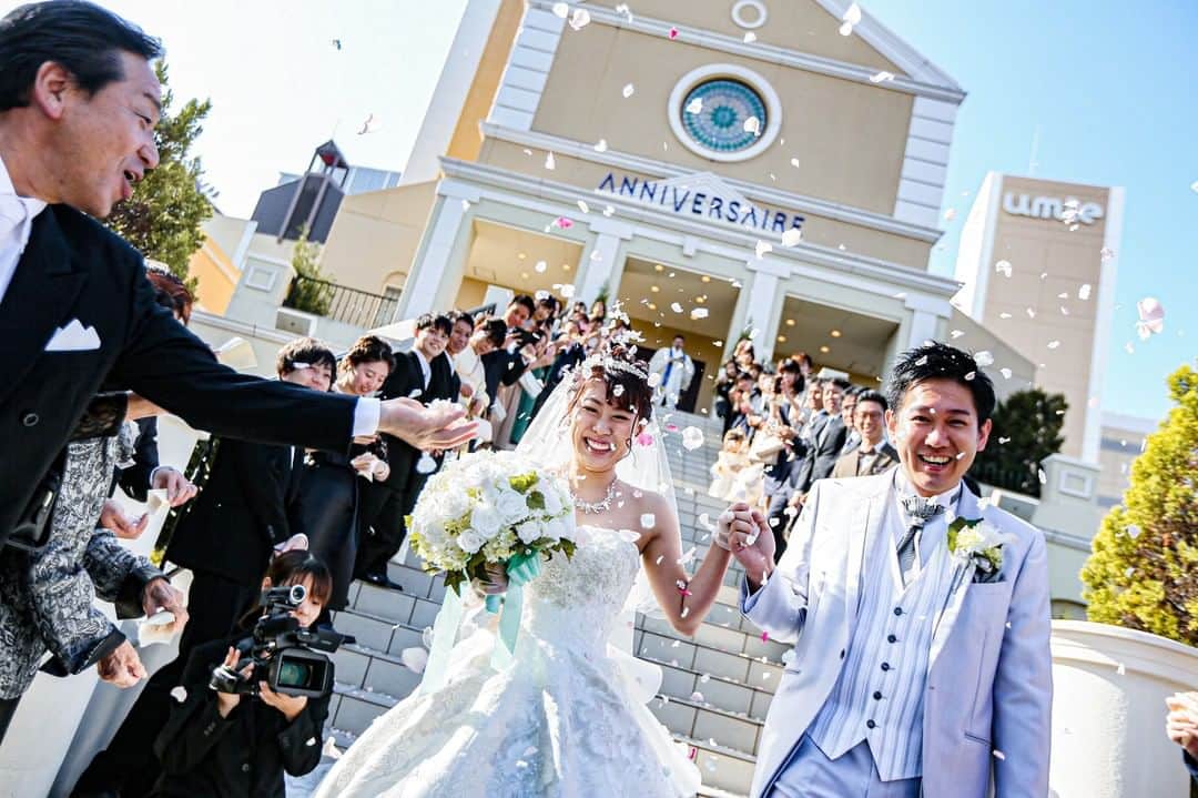 ANNIVERSAIRE アニヴェルセル 公式のグルメインスタ