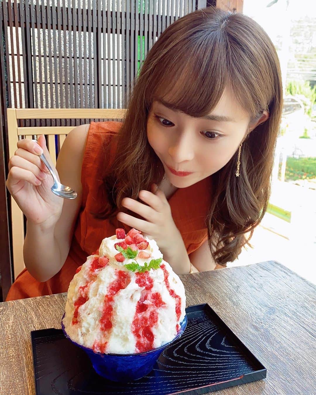 赤間有華のグルメインスタ