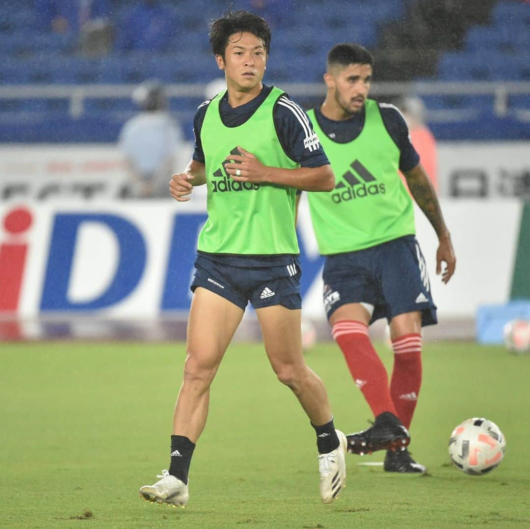 横浜F・マリノスさんのインスタグラム写真 - (横浜F・マリノスInstagram)「Loosen up! #fmarinos #Jリーグ」9月23日 19時22分 - yokohamaf.marinos