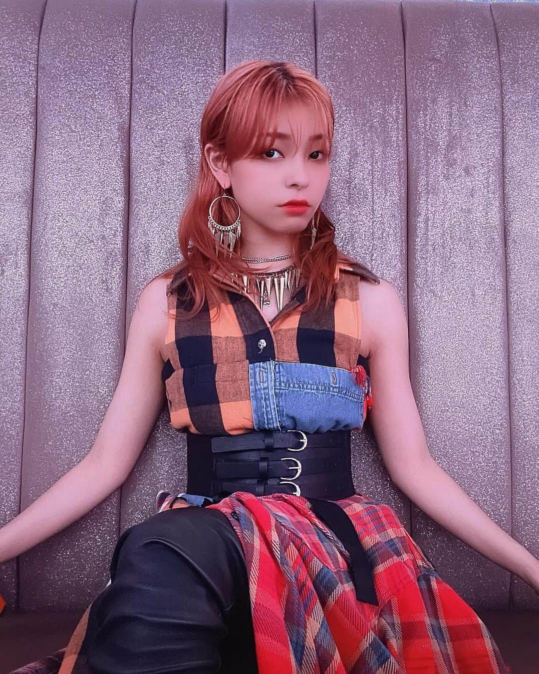 のインスタグラム：「🥟🥟🥟  本日TTJ初のMV「餃子FUNK」が サブスクにて先行配信決定!! てかされたw  🥟🥟🥟  #MVの衣装バリカワ #のんちさんの手作りだって #えっぐ🥚🥚🥚 #400円でMV買えたー!! #観てほしー(´-ω-｀」