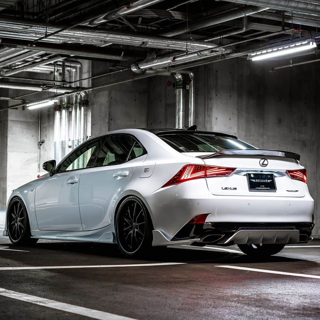 Spirits Artisanのインスタグラム：「Lexus IS200t Fsport Artisanspirits/// Sportsline blacklabel #artisanspirits #artisan #asms #as #lexus #lexusis #lexusis200t #lexusisfsport #is #is200t #isfsport #ravspecjdm #evasivemotorsports #butlertire #jworksunlimited #premierautowerkz #suvproject #kanooperformance #car_life_staff  #トラウム #車庫小舗 #nigeljdmparts #advanced_auto_performance  #mr__lexus #jackspna #ottoautoservice」