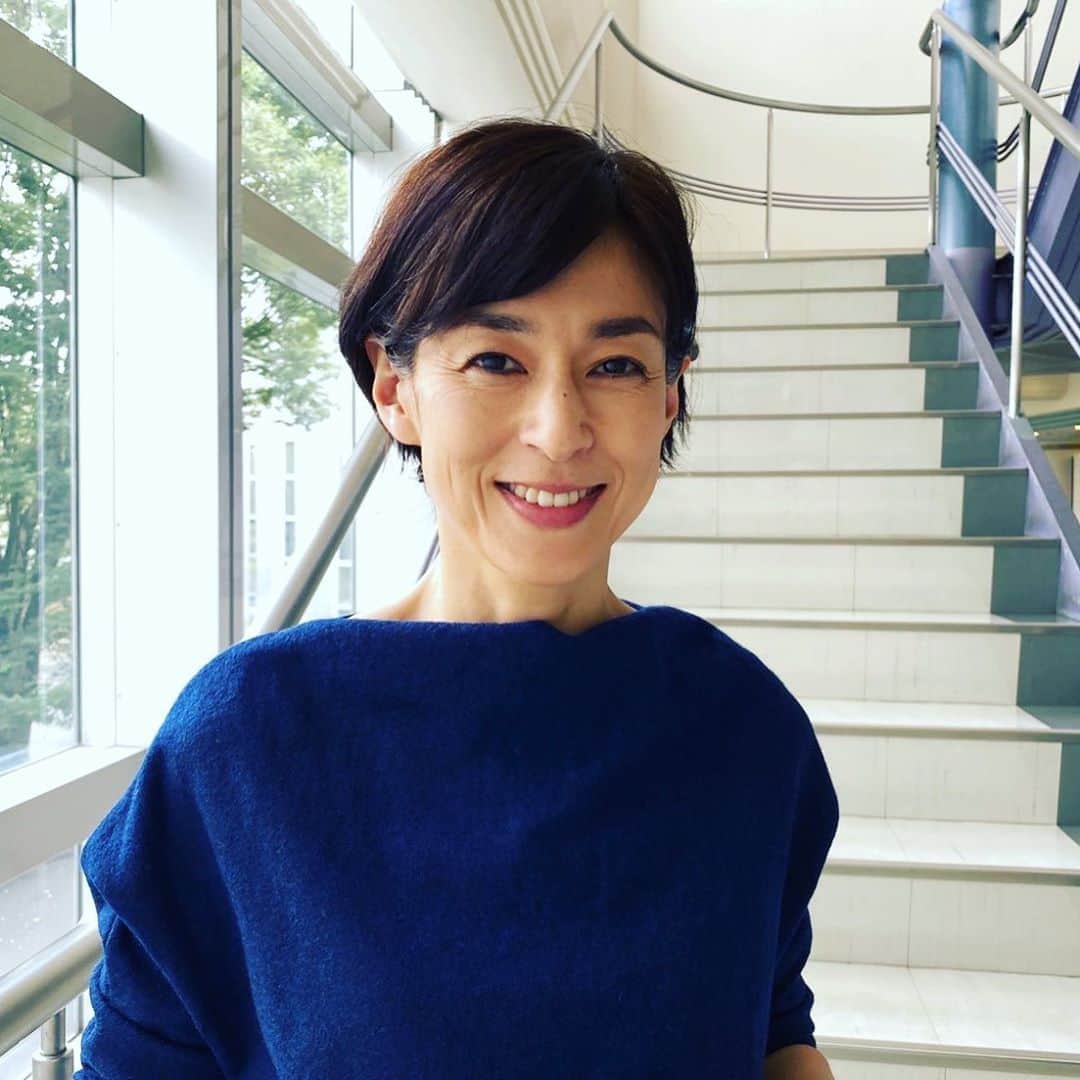 公式 ３５歳の少女さんのインスタグラム写真 公式 ３５歳の少女instagram 美人姉妹のステキなお母さん 鈴木保奈美 さんもクランクイン 望美ちゃんと愛美ちゃんの 自慢のお母さんなんだろうなあ 三十五歳の少女 日テレ 10月10日
