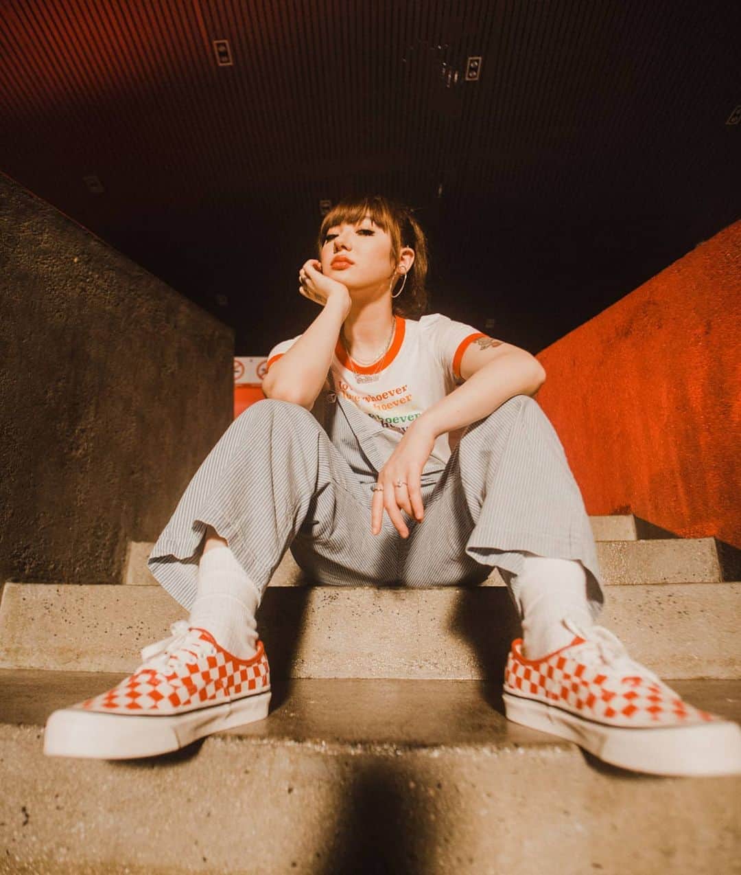 ヤンニーン・ワイゲルのインスタグラム：「I can’t pretend, think we could be more than friends 🌞」