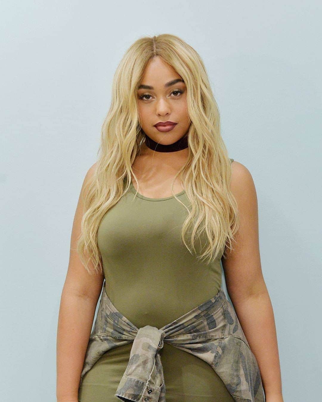 MTVさんのインスタグラム写真 - (MTVInstagram)「I just KNOW that @jordynwoods is going to have a stellar 23rd birthday today. You really do deserve it, and you've come sooo far 🎁 (Swipe to see baby Jordyn in 2016)」9月23日 21時01分 - mtv