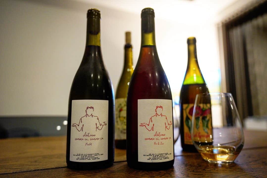 土井雪広さんのインスタグラム写真 - (土井雪広Instagram)「今日は2020新作ナチュラルワインを飲み比べ。  2枚目の写真のやつはめちゃ旨いんだけど、名前はcomme ci comme ca😂   #lucymargaux  #borachiowine #naturalwine #australia #commecicommeca」9月23日 21時12分 - yukihirodoi.pic