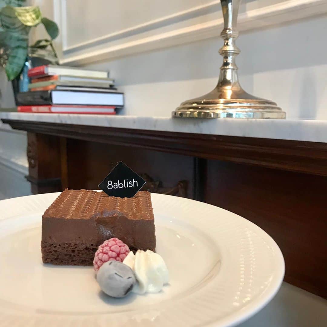 鎮西寿々歌のグルメインスタ