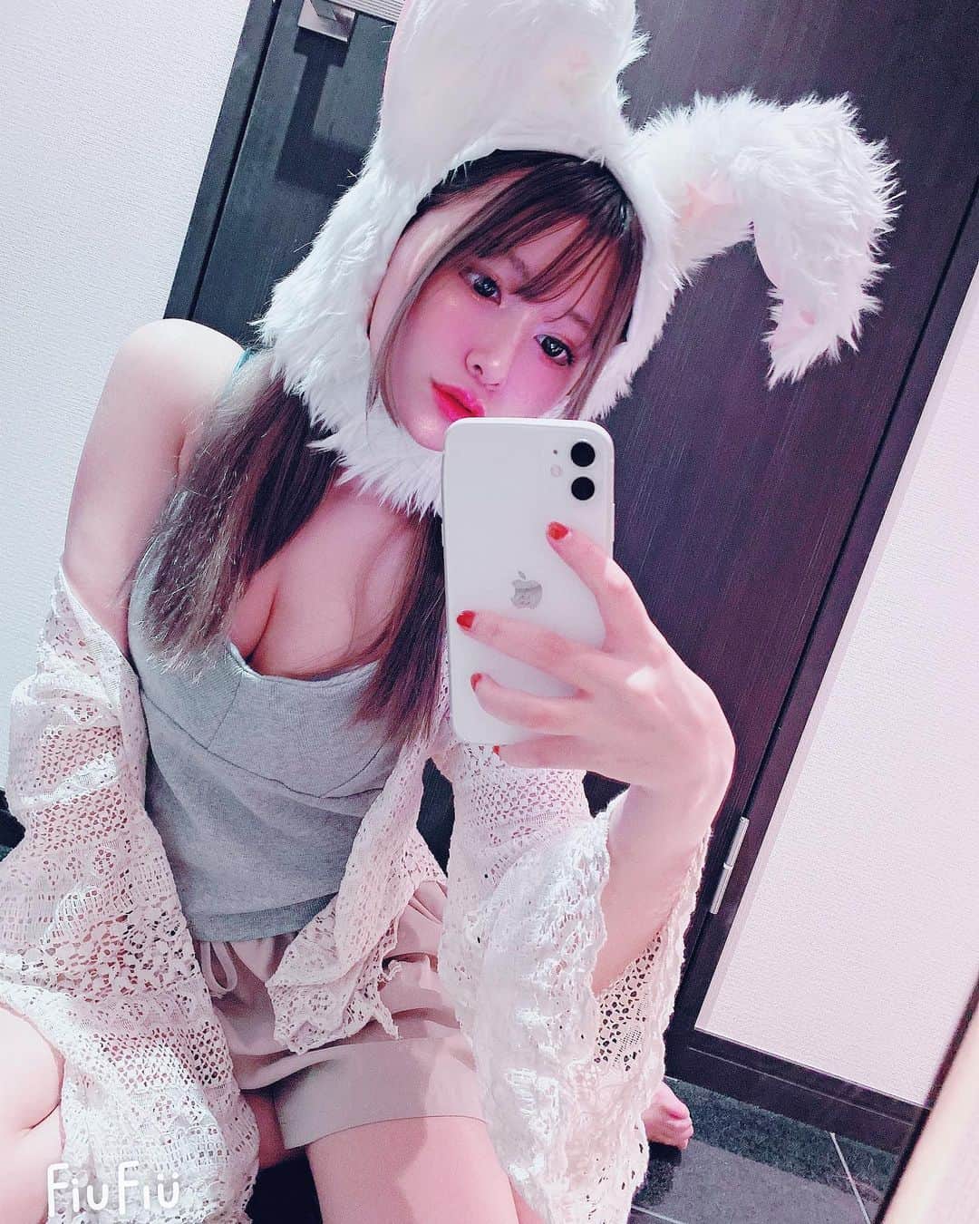鉢呂ゆなのインスタグラム：「だいじにしてくれたらだいじにするよ🐇 だいじにしてくれない人はしらん🐇」