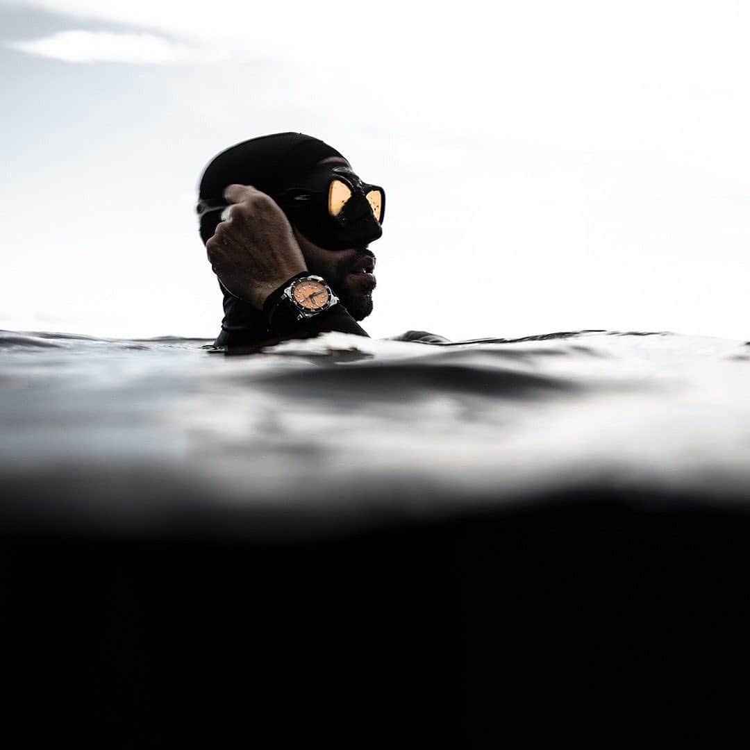 ベル&ロスさんのインスタグラム写真 - (ベル&ロスInstagram)「The new BR 03-92 Diver Orange meets the requirements of diving professionals. #timeinstruments #BR0392Diver #Diver #diverorange #fromthecockpittothewrist #BellRoss #BellAndRoss #staystrong」9月23日 22時01分 - bellrosswatches