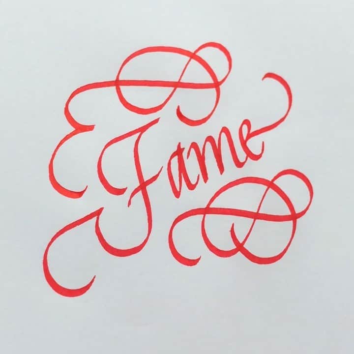 Seb Lesterのインスタグラム：「Flourishing is always fun! #ad #fame #parallelpencalligraphy #Pilotpens #pilotparallelpen #parallelpen #calligraphy #lettering #Pilotpen」