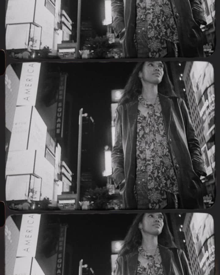 ラグ&ボーンのインスタグラム：「Elusive and unpretentious. All the style, none of the effort. Times Square on a Saturday night? Sure. Up for anything. New York through and through.」
