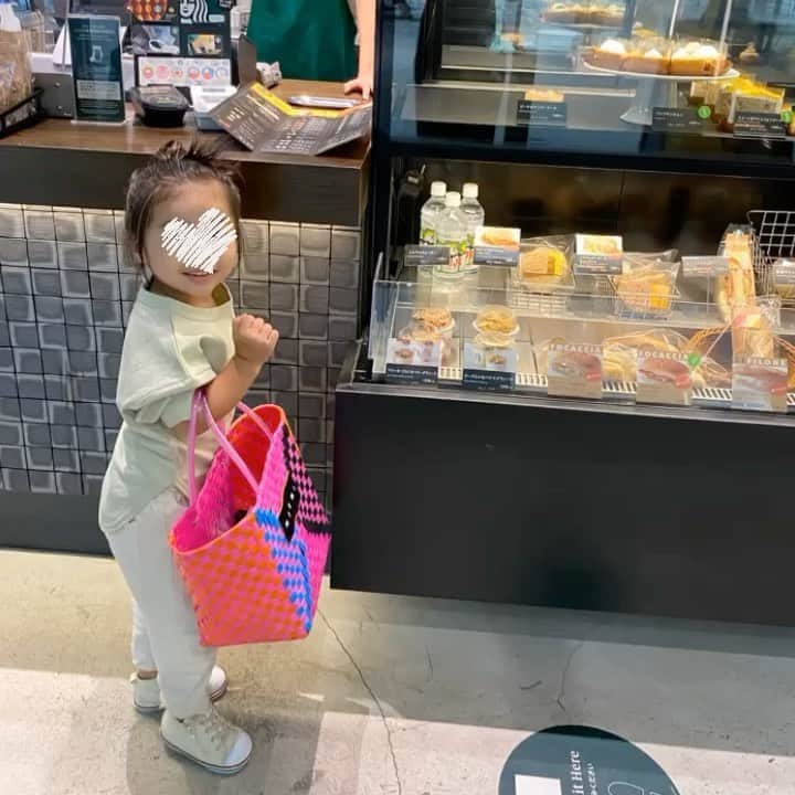 &mのインスタグラム：「マンゴーパッションティーフラペチーノキャラメルソース追加増量で💛💛💛ダイエットはあしたからなんちって💛💛💛」