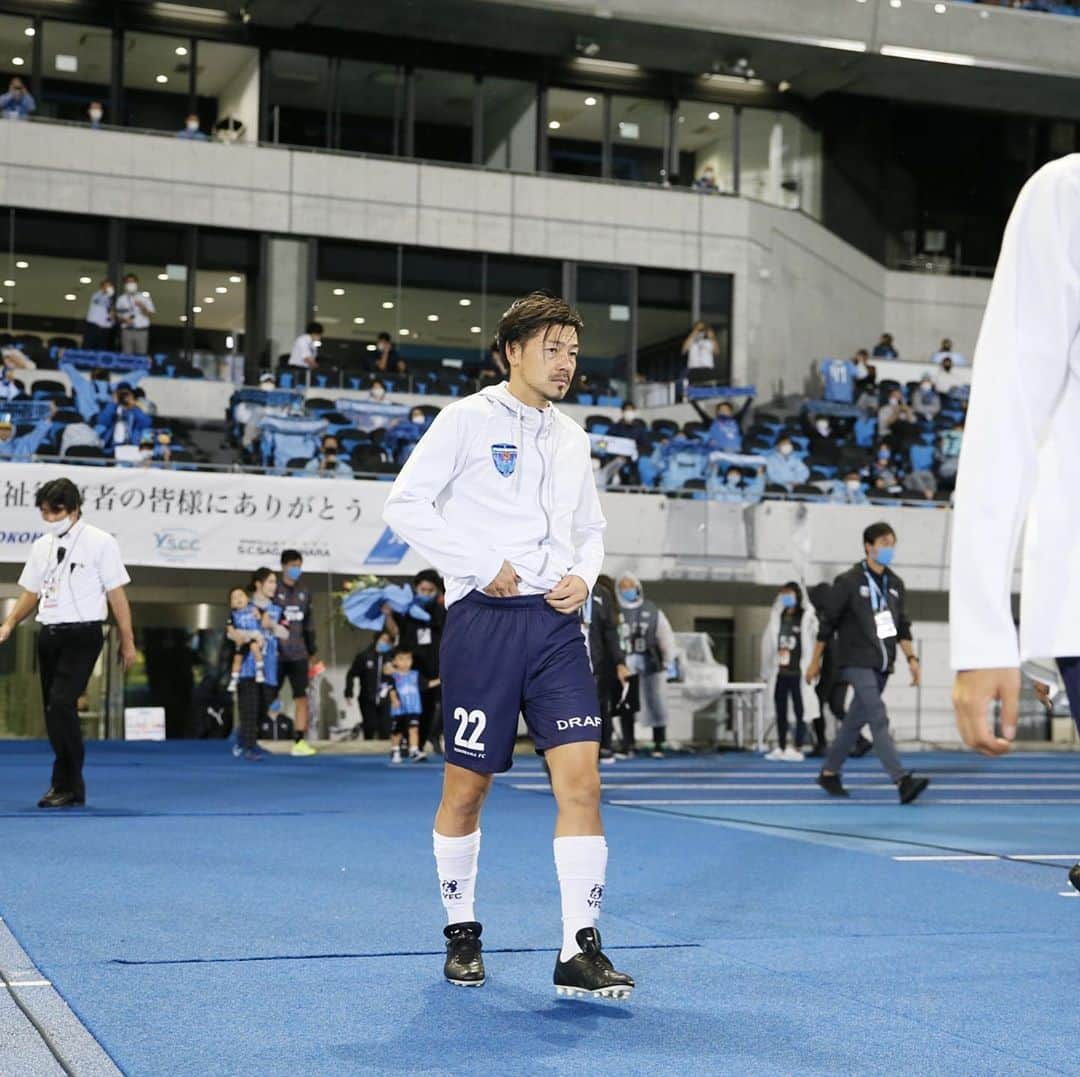 松井大輔さんのインスタグラム写真 - (松井大輔Instagram)「7月4日ぶりの試合  あの日に怪我してからだいぶかかりました。 負けたけど次に繋げていきたいです。  #j1 #スタメン #三浦知良 #中村俊輔 #yokohamafc #yokohama #game #川崎フロンターレ #kawasaki #横浜オールスターズ」9月23日 22時06分 - matsuidaisuke_official