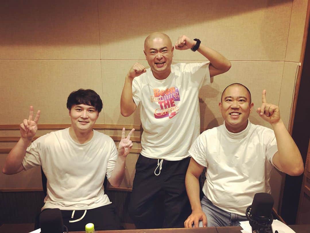 あばれる君のインスタグラム：「最高に楽しかったラジオ📻✨純一さんナダっちゃんありがとうございました😊✨年齢も近いこの3人‼️あぁ‼︎2回目も早くやりたいです‼️皆様MBSヤングタウンnext応援お願いします🙇‍♂️9月27日深夜1時20分〜🎶」