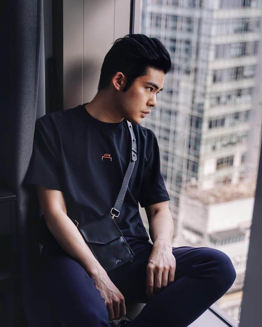 Christoffer Chengのインスタグラム：「Rain rain go away 🌧 @acoldwall #acoldwall」