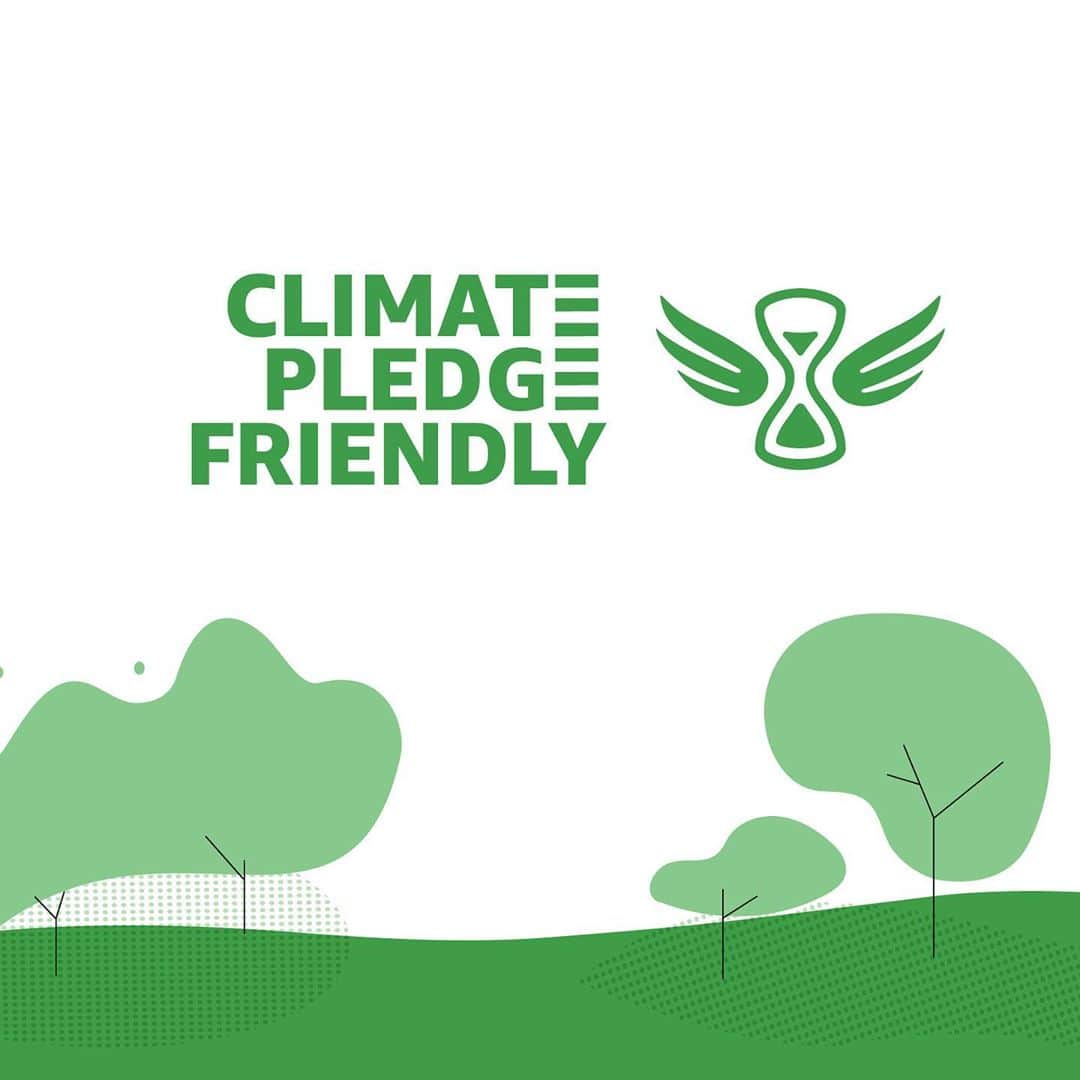 Amazonさんのインスタグラム写真 - (AmazonInstagram)「Today we’re launching #ClimatePledgeFriendly, a new program that makes it easy to discover and shop for sustainable products on Amazon. Customers will now see the Climate Pledge Friendly label when searching for 25,000+ products to signify that the items have one or more of 19 different sustainability certifications that help preserve the natural world 🌎   Learn more ➡️ amazon.com/climatepledgefriendly (link in bio).」9月24日 8時18分 - amazon