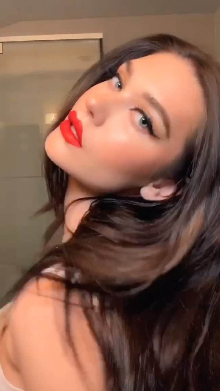 アマンダ・スティールのインスタグラム：「trust the process 😉♥️」